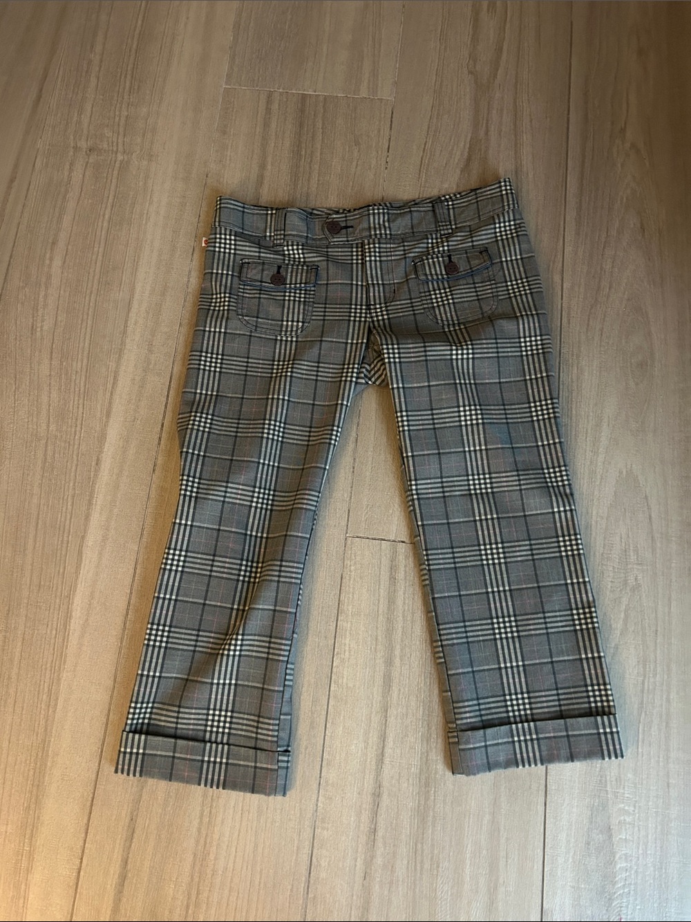 Hollister Gray Plaid Capris